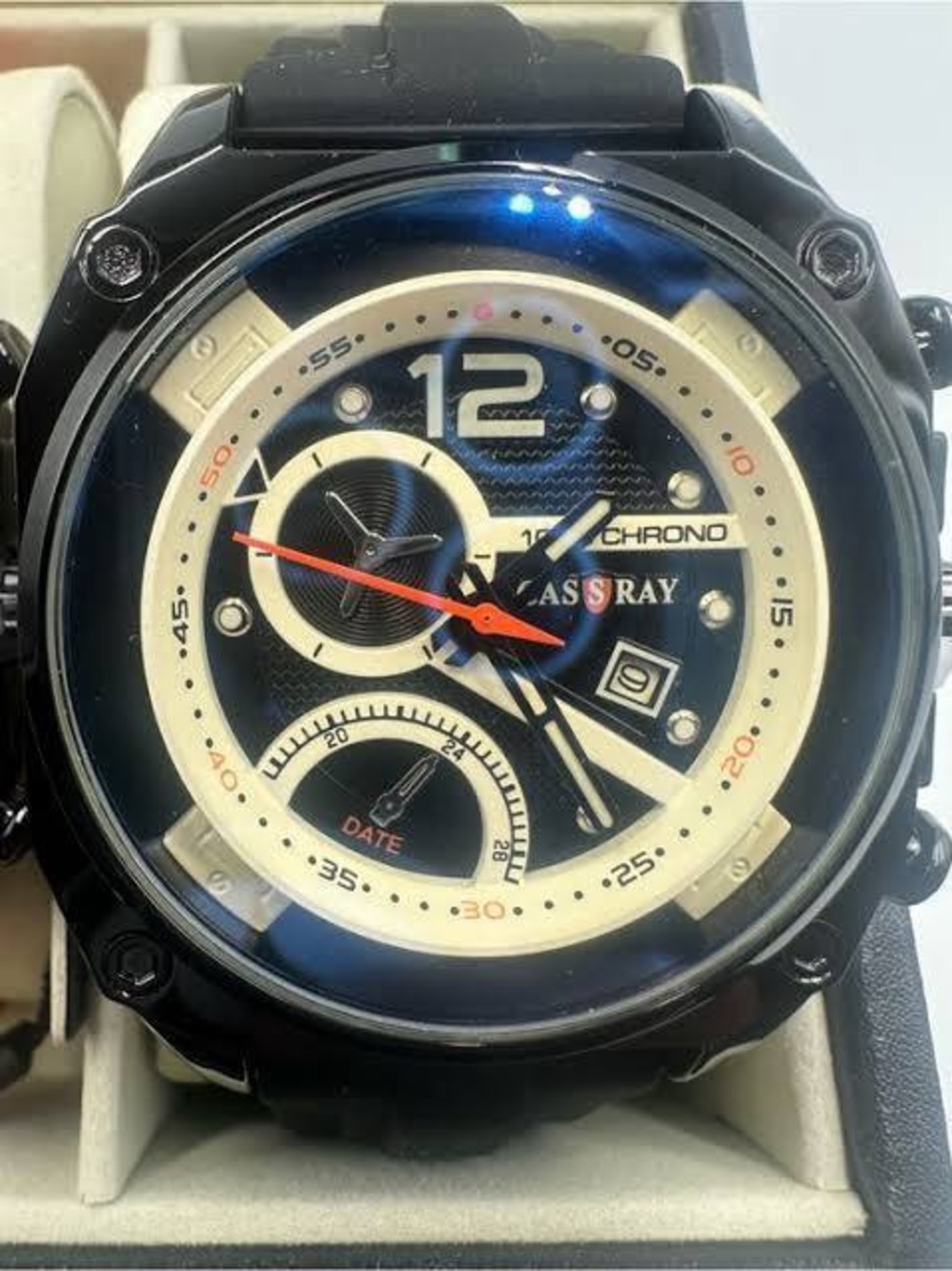 Class Ray Men's Black and Cream Chronograph Watch